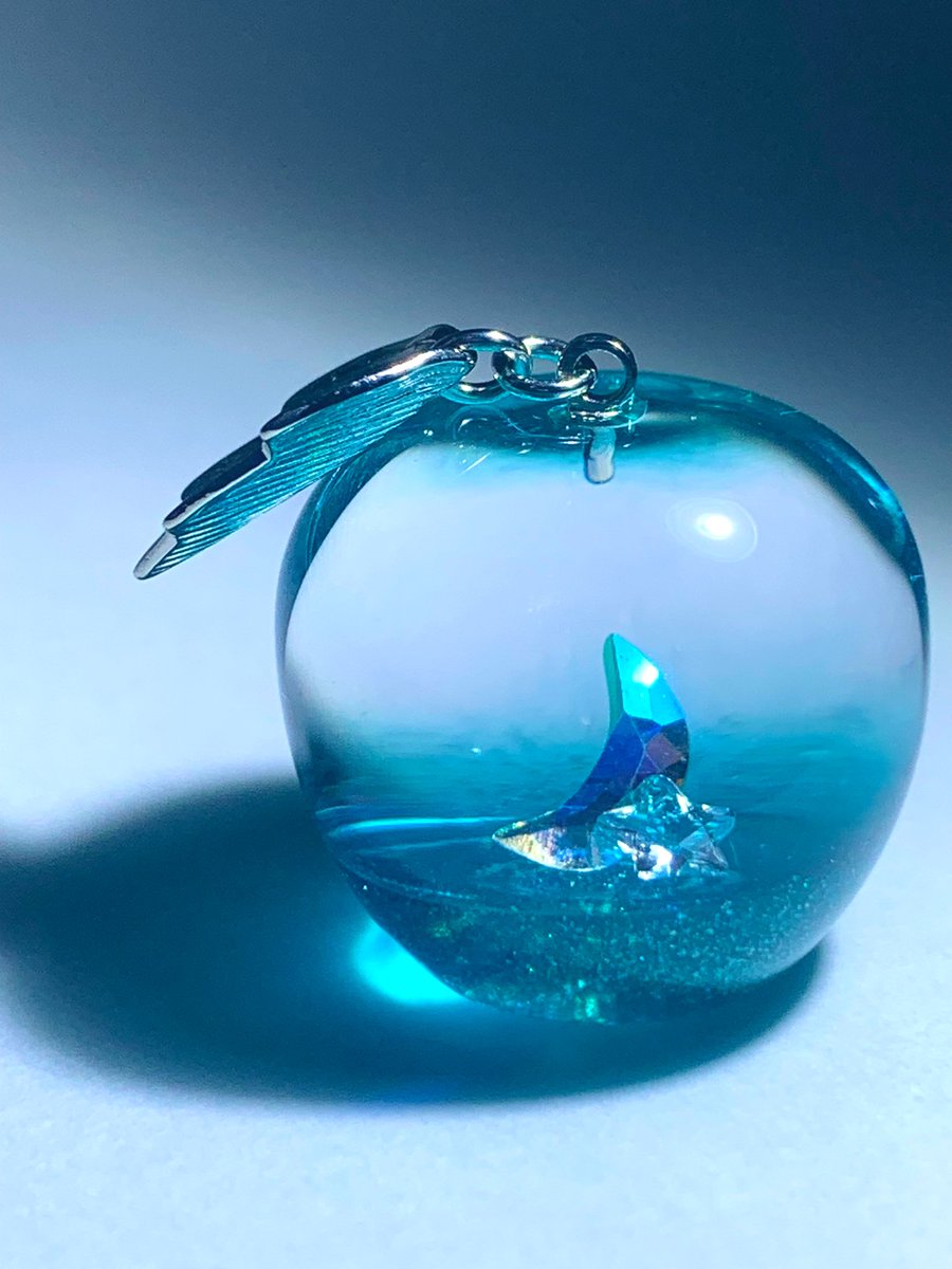 HandmadeSouka's tweet photo. りんごの泉-三日月-
『人魚姫』

#デザフェス 
#デザフェス62 https://t.co/bR2QenW18V
