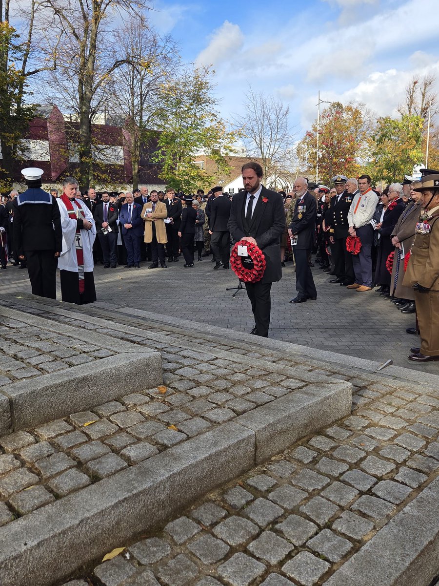 ThomasFTurrell's tweet photo. As an elected representative it is always a deep honour to play my part in the annual Remembrance Services. The freedoms we enjoy today were hard won by people willing to make the ultimate sacrifice. Something which must never be forgotten. https://t.co/AGWaifG2Ju