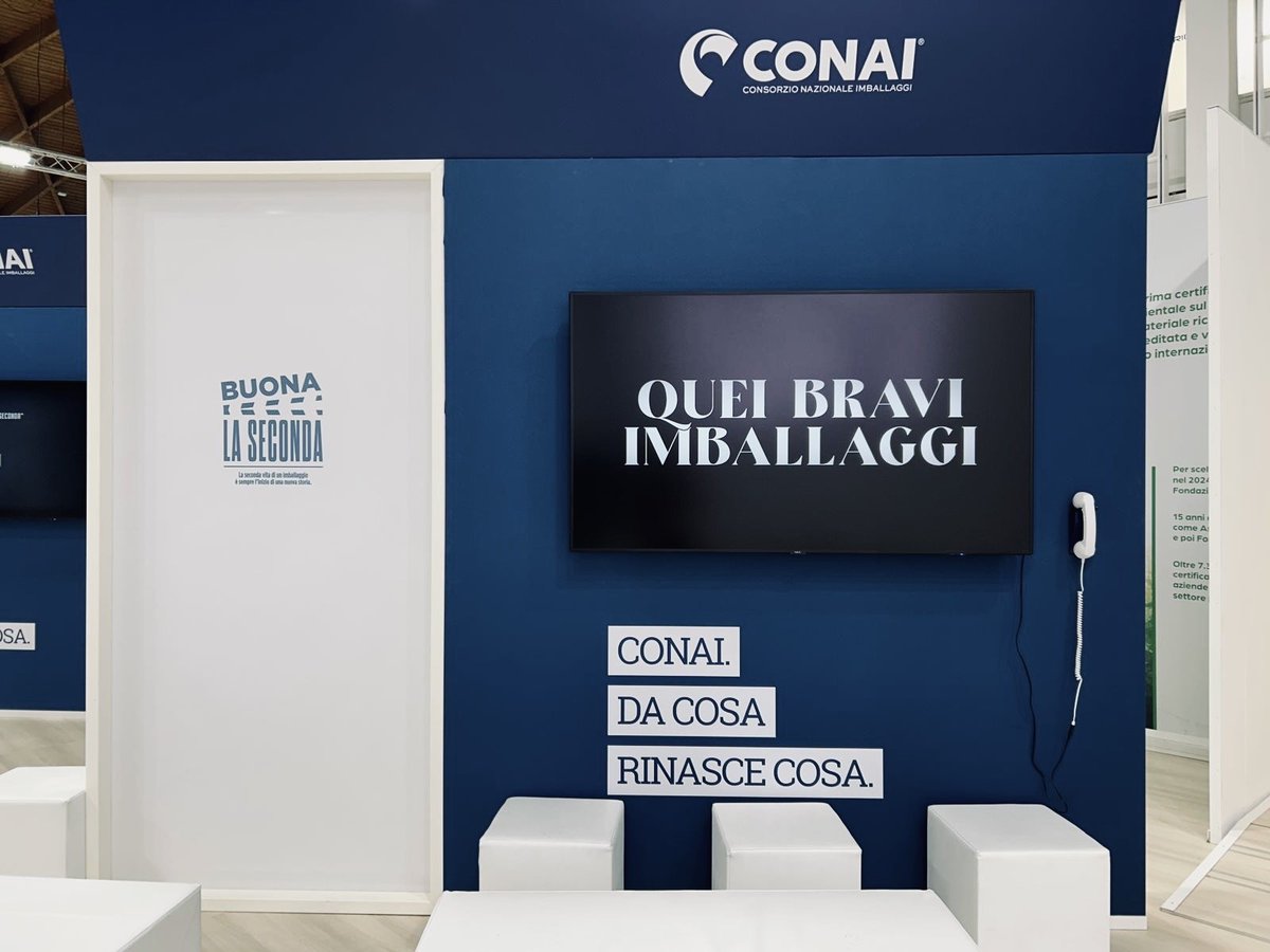 Al nostro stand a <a href="/Ecomondo/">Ecomondo</a> i visitatori hanno potuto seguire il racconto della campagna #BuonaLaSeconda, lanciata a luglio: una rivisitazione di cinque classici del cinema per promuovere la cultura della #sostenibilità e del #riciclo come gesto concreto per tutelare il Pianeta.