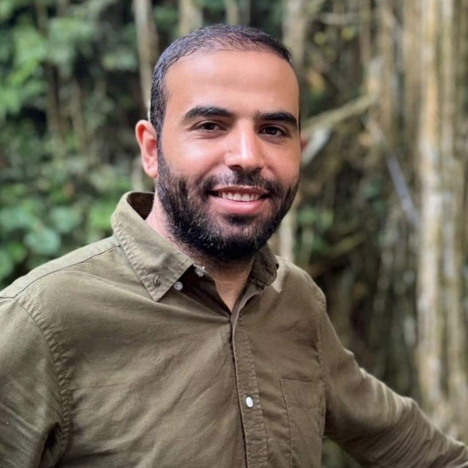 keesjemadura's tweet photo. Gaza Now-journalist Mustafa Ayyash mag naar Oostenrijk uitgeleverd worden.
https://t.co/8RZym1hFLU
#Hamas #Gaza #financiering #GazaNow #Ayash #Ayyash #MustafaAyash #MustafaAyyash https://t.co/cy8EpY6D4O