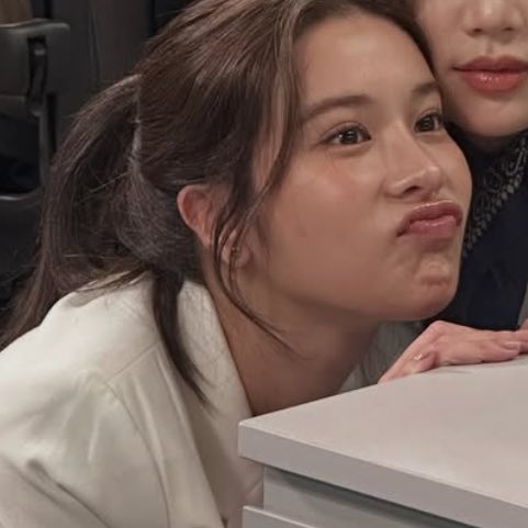 bunn3icha tweet picture