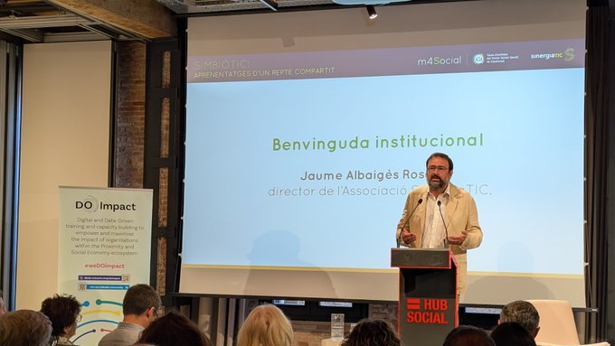 👏Aquest matí participem en l'acte de tancament del projecte #SimbiòTIC al <a href="/hubsocialbcn/">Hub Social Barcelona. (Girona 34, interior. Bcn)</a> Tres anys compartint el treball de gestió de dades.

"La digitalització és inevitable i imprescindible", ha insistit <a href="/jaume_albaiges/">Jaume Albaigès 🎗️</a>, director <a href="/SinergiaCRM/">SinergiaTIC</a>
#InnovacióTercerSector <a href="/m4_social/">m4Social</a>