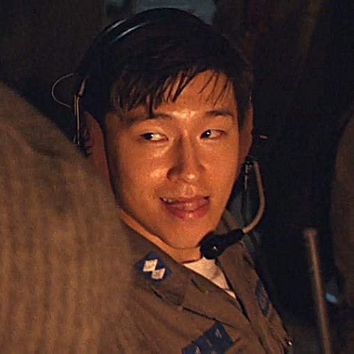 jaewooniee's tweet image. to everyone who used to hate hong kyung in weak hero class 1 treating him harshly and even criticizing his looks but now start to like him just because he looks extremely fine in good news and concrete market you don’t deserve him