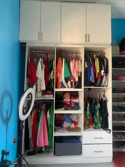 Abujadeclutter's tweet photo. Slide 1: 4 by 6 mattress 70k
Slide 2: HDF wardrobe 200k
Slide 3: Tv console 100k
Slide 4: Shoe rack 40k
All in Abuja (Call 07072947924 or whatsapp 09057127784) #AbujaTwitterCommunity pls Rt https://t.co/NPZhYCB2mR