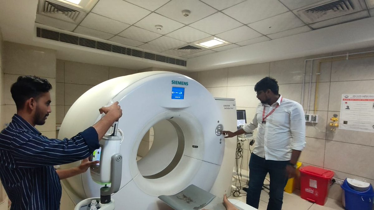 mfsbsbe_iiti's tweet photo. Our https://t.co/4UtamyLC6A Biomedical Device students visited AIIMS Bhopal as a part of their Clinical Immersion course, They explored cutting-edge technologies including FMRI &amp; other advanced clinical systems. Bridging classroom learning with real-world healthcare innovations. https://t.co/pMArrd6AWt