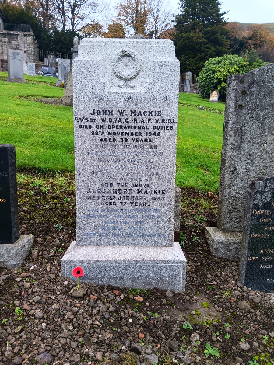 BrianWITGuy's tweet image. Popped to Alva Cemetery before work to place poppies with some #EOHO casualties Flt Sgt Jackie Mackie killed on Turin Fiat works raid #RAF Pvt Alexander Walker accidentally shot at Fallin Colliery &amp;amp; Pvt John McCue Canadian Machine Gun Depot @S_M_R_G @CWGC @ArgyllsMuseum #WW1 #WW2