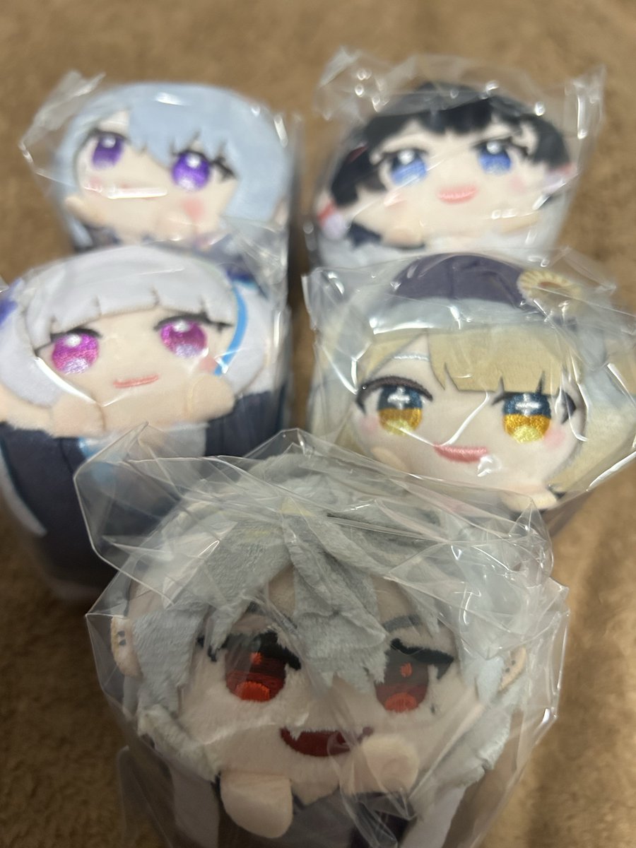 moru2_qn's tweet photo. 【交換】にじさんじ 極楽湯 コラボ

譲）タオル、もちころりん、コースター、ポストカード
画像１〜３参照

求）画像４枚め

郵送交換希望 https://t.co/84XGjzTg0P