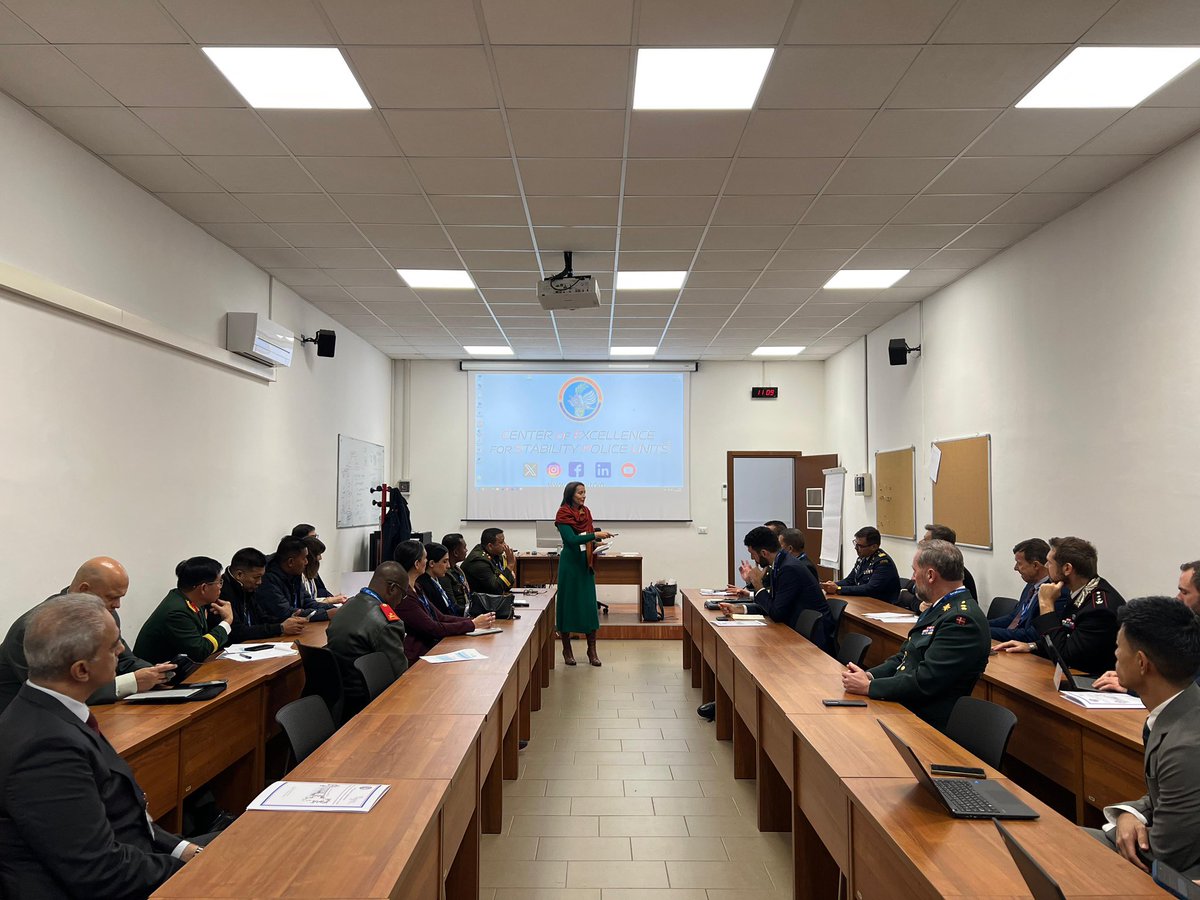 IAPTC_Assoc's tweet photo. Building on previous session, participants joined breakout discussions exploring future of African #MDH Training, cutting-edge #technology & strategic #policy decisions in #comms,strengthening mission effectiveness & transparency.Led by @IPSTCKenya @UNPeacekeeping #DPO & #Saatchi https://t.co/92wKrNnz1G