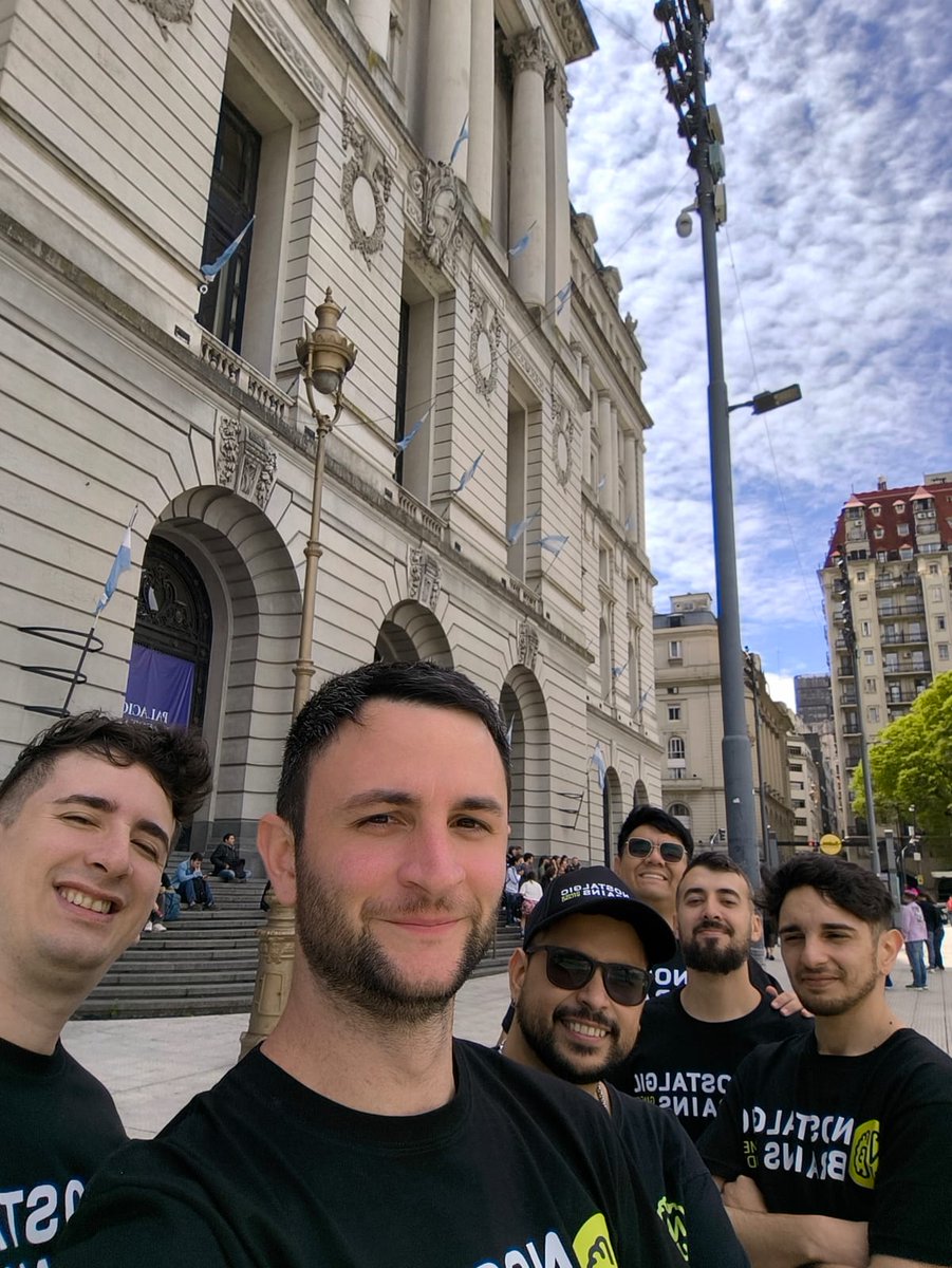 Pasamos 2 días increíbles. Mostramos lo que amamos hacer, conocimos un montón de gente increíble y nos trajimos un montón de Feedback para seguir trabajando. Una placer formar parte de #EVAplay gracias <a href="/adva_vg/">ADVA</a> por todo.