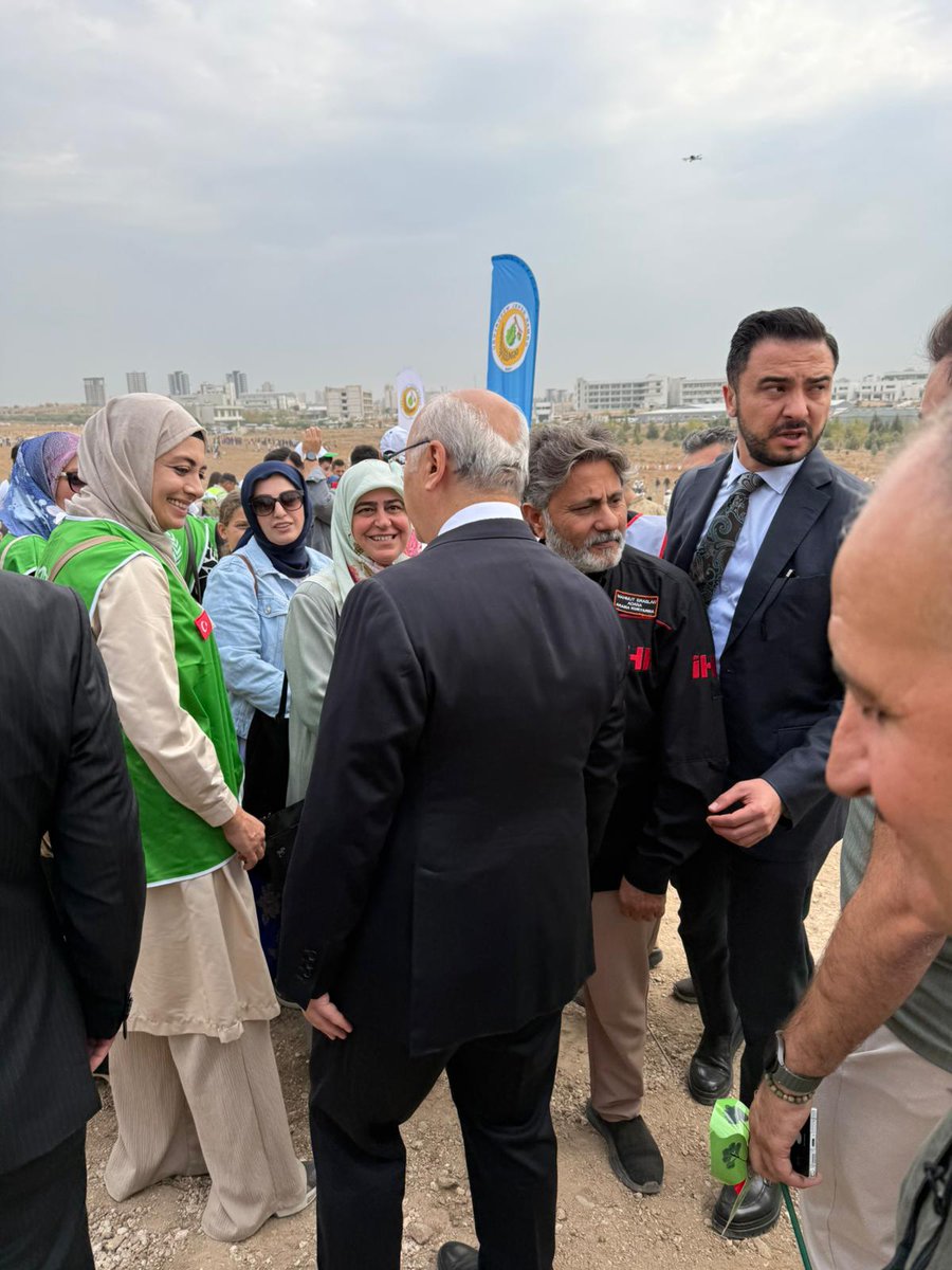 ASİM Bileşeni  kurumlarımızın da katılımı ile 11 Kasım #MilliAğaçlandırmaGünü etkinliğinde 5 bin fidan #GeleceğeNefes olmak üzere #Adana’mızın bereketli topraklarıyla buluştu.