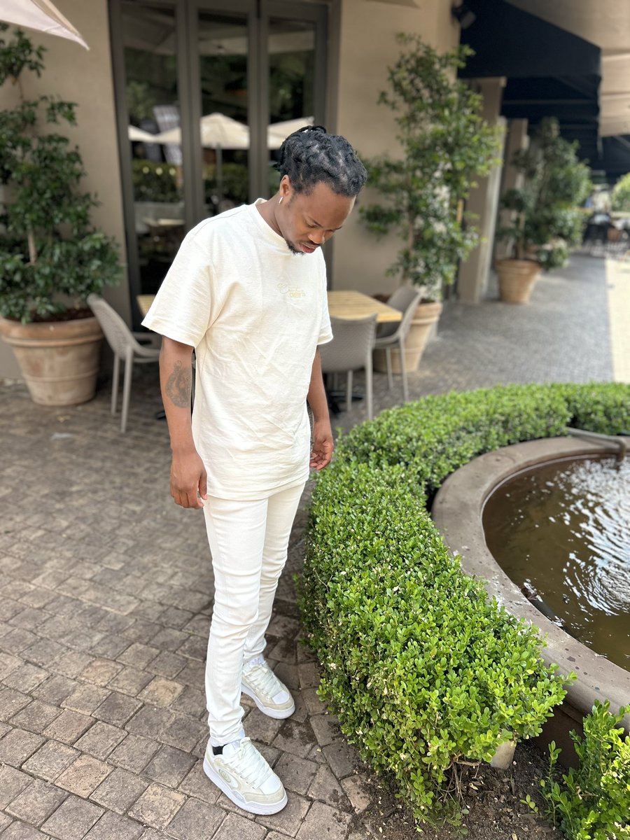 “YamaDoda” dropping mindnight on Thursday 
Pre save link 👇🏾

vmgafrica.lnk.to/YamadodaAr