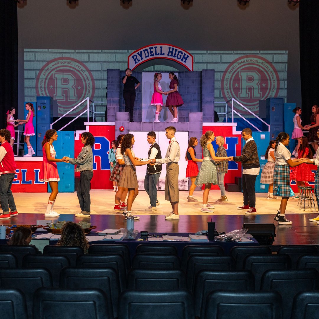 American School Doha tweet media