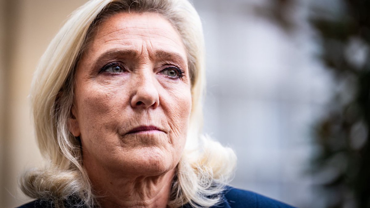 Condamnation de Marine Le Pen: le Conseil d'État confirme sa "démission d'office" de son poste de conseillère départementale du Pas-de-Calais

Marine Le Pen a été condamnée en mars dernier à quatre ans d'emprisonnement dont deux ans FERME et à une peine d'inéligibilité dans