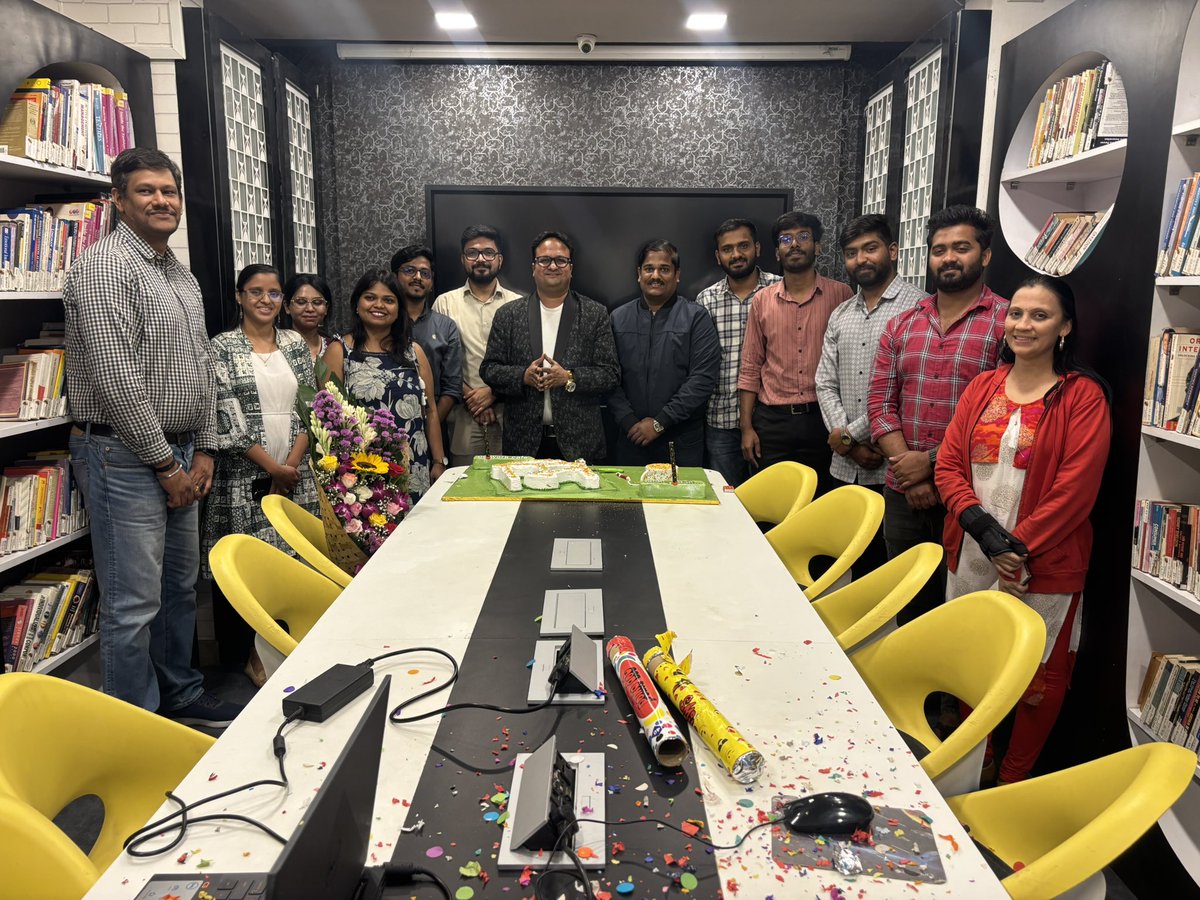 techvisionllp's tweet image. Celebrating the birthday of Amit Agrawal Sir 🎂
Wishing you continued success and impact.

#LeadershipMatters #EdTech #Inspiration