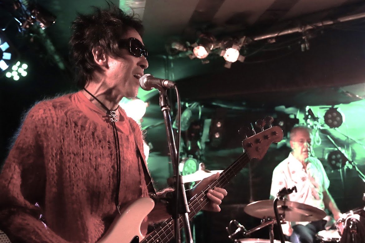 TSUDA_RD's tweet photo. the japonesque idles
下北沢Daisy Bar
“Redd Stock”
📸 @yasu_punkska https://t.co/dobI04ONEG