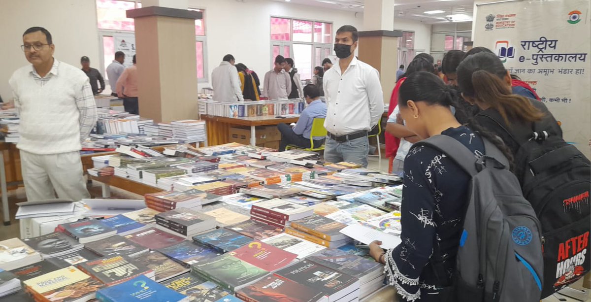 monkmukherjee's tweet photo. BOOK FAIR COMMENCES IN MDU ROHTAK The Three Day Book Fair started in MDU today.  More than 80 publishers/publications/book suppliers are displaying books in the Fair. https://t.co/qFszTzar0F