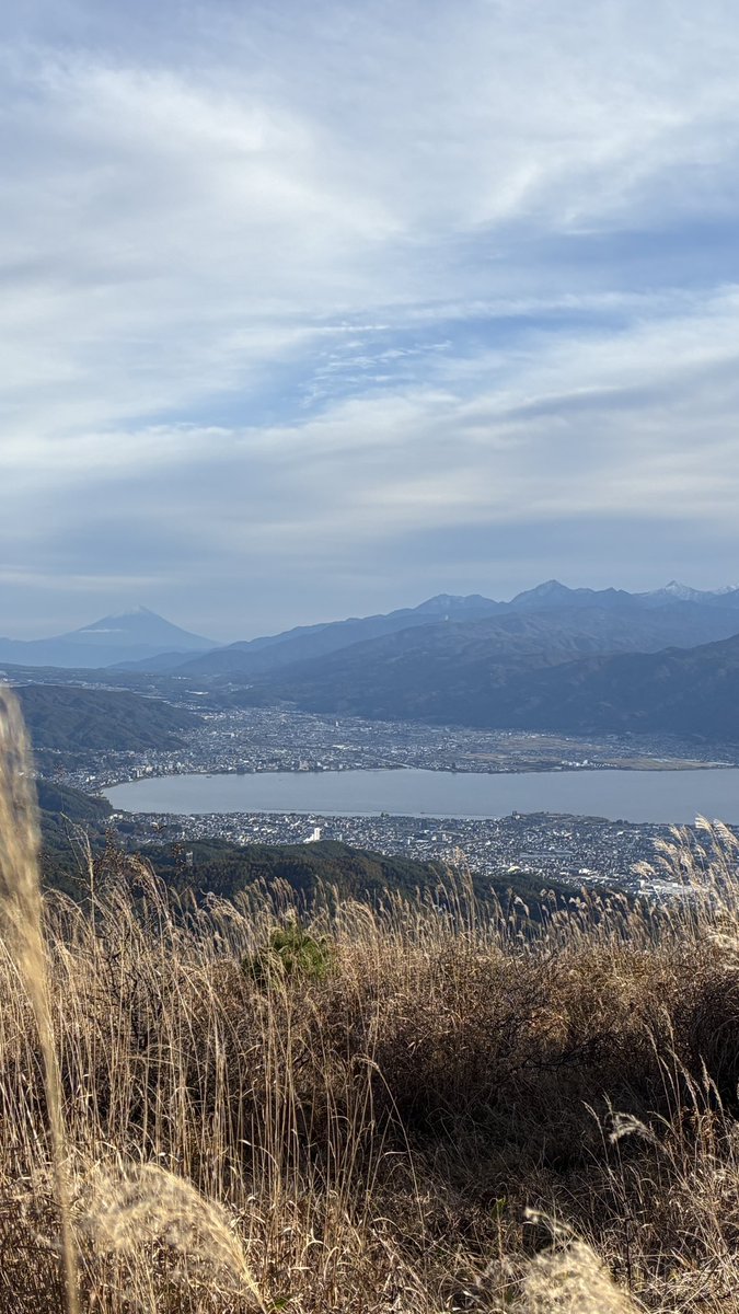 ZOO0963's tweet photo. 長野の高ボッチ山！ https://t.co/zEuXWbVTRh