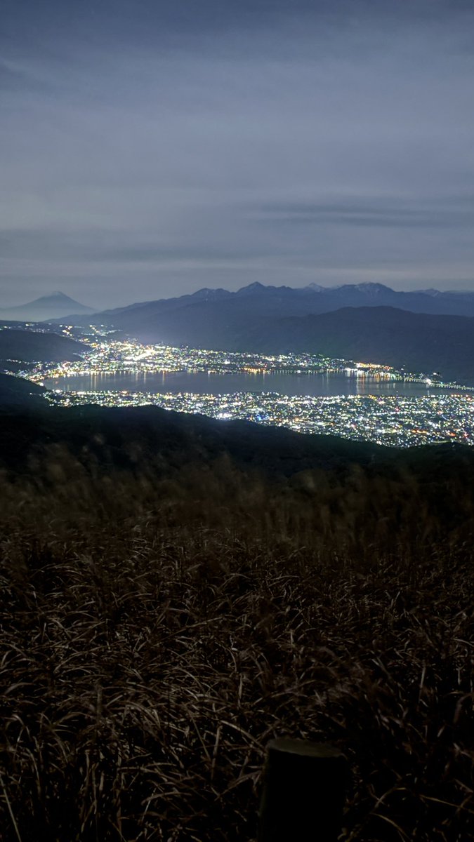 ZOO0963's tweet photo. 長野の高ボッチ山！ https://t.co/zEuXWbVTRh