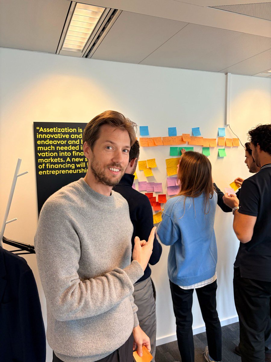 💡 Listening is the new superpower.

True growth never happens in isolation — it comes from reflection, fresh perspectives, and challenging assumptions.

At Obligate, we see feedback as fuel.

Because in digital finance, listening = leading. 🚀