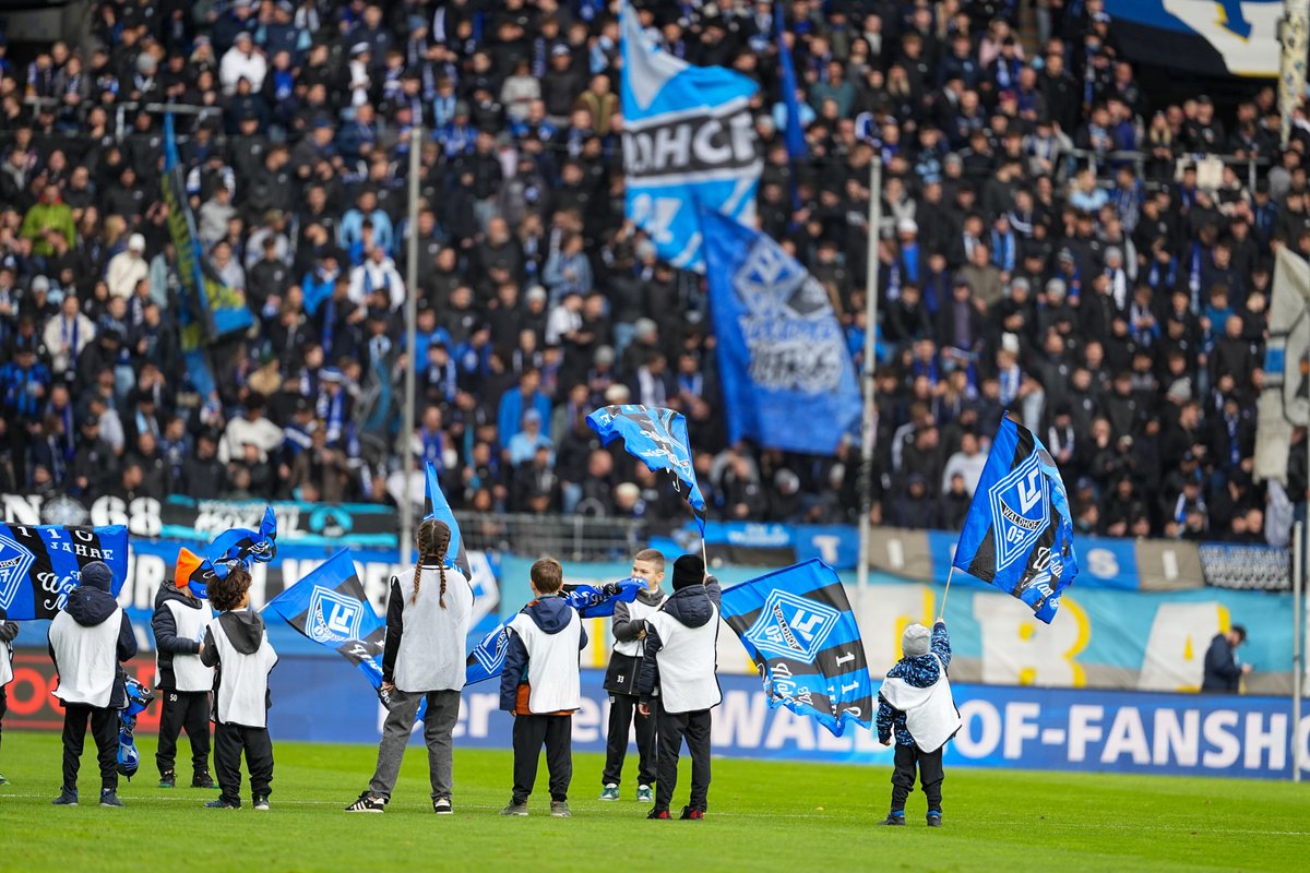 svw07's tweet photo. Am morgigen Mittwoch steht das Pokal-Viertelfinale gegen den FC-Astoria Walldorf an. 🔵⚫️
Wir haben euch die wichtigsten Infos zusammengefasst (unter anderem auch bzgl. Übertragung/Livestream) 📻.
➡️ https://t.co/z8vrBCSAGu https://t.co/o5ulljboQB