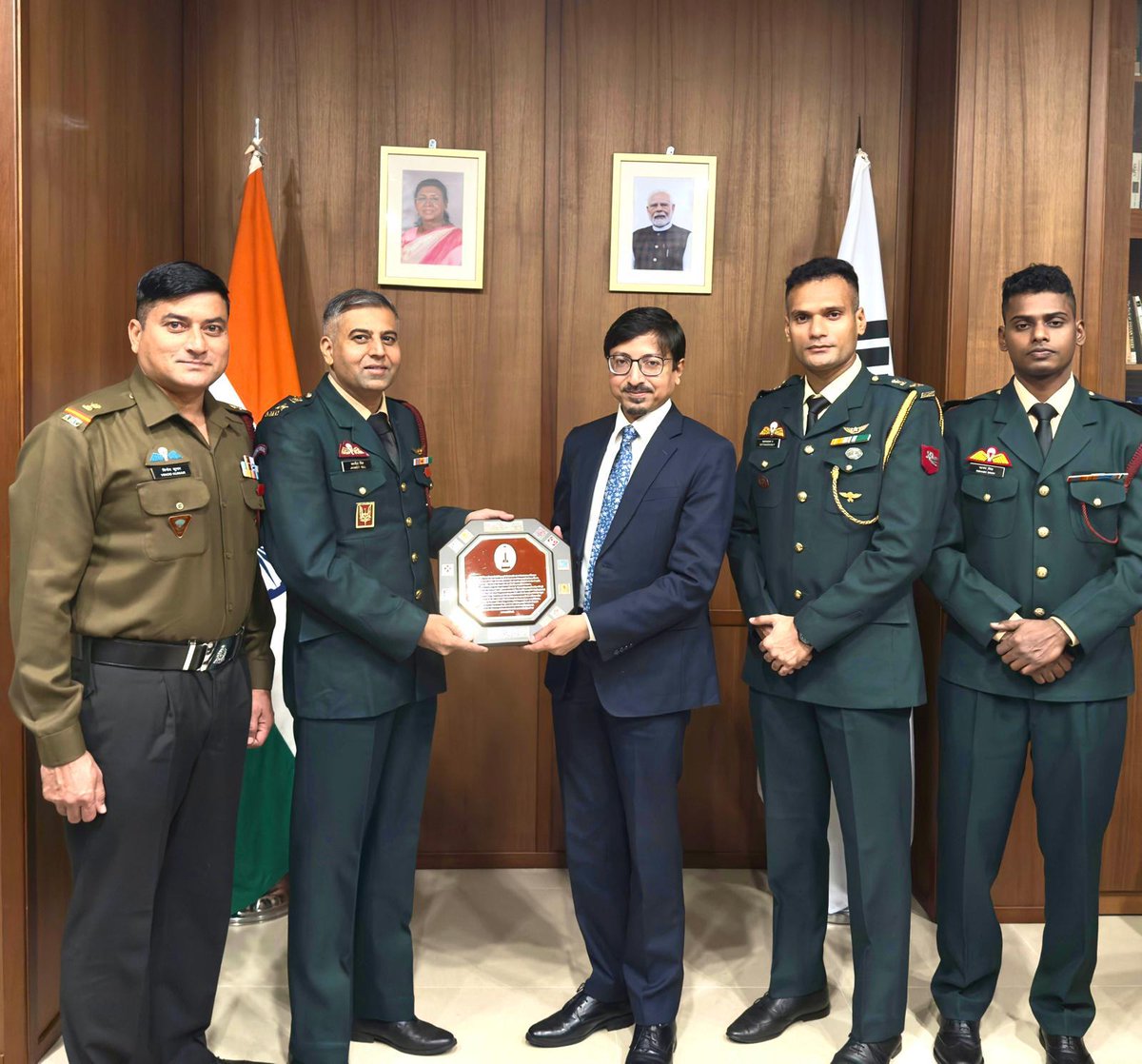 A four member contingent from 60 Parachute Field Hospital is visiting the Republic of Korea on the 75th Anniversary of the Korean War, paying tribute to heroes who fought for freedom and peace. The medical unit was deployed from Nov 1950 to Feb 1954, rendering services in the war