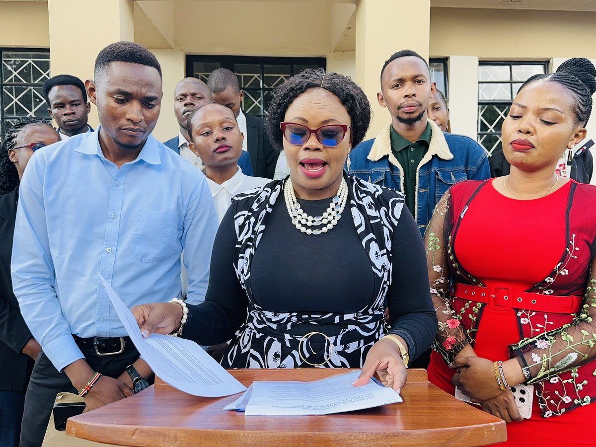 In  Githunguri today morning, Received a petition from  a national delegation of JSS intern teachers who have served as interns for one year and demand to be confirmed as JSS teachers. 
The young teachers are also demanding for autonomy of JSS Schools. 
I commit to Press for
