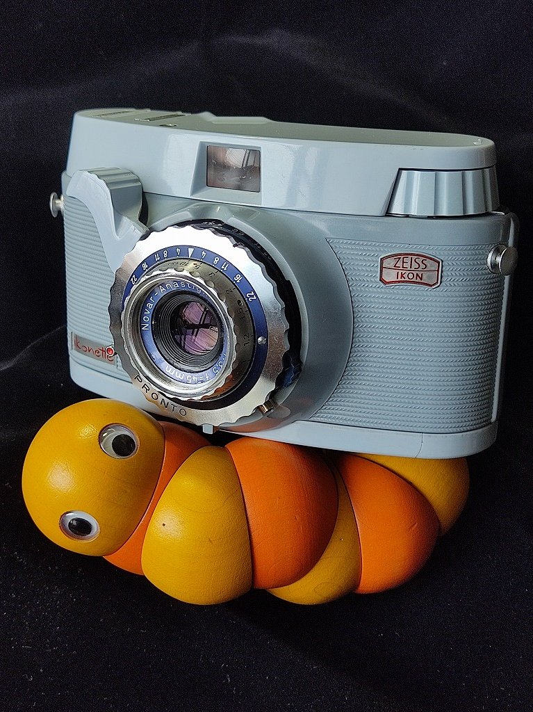 一般的には、ほとんど知られていない珍しいカメラを、きちんと整備して