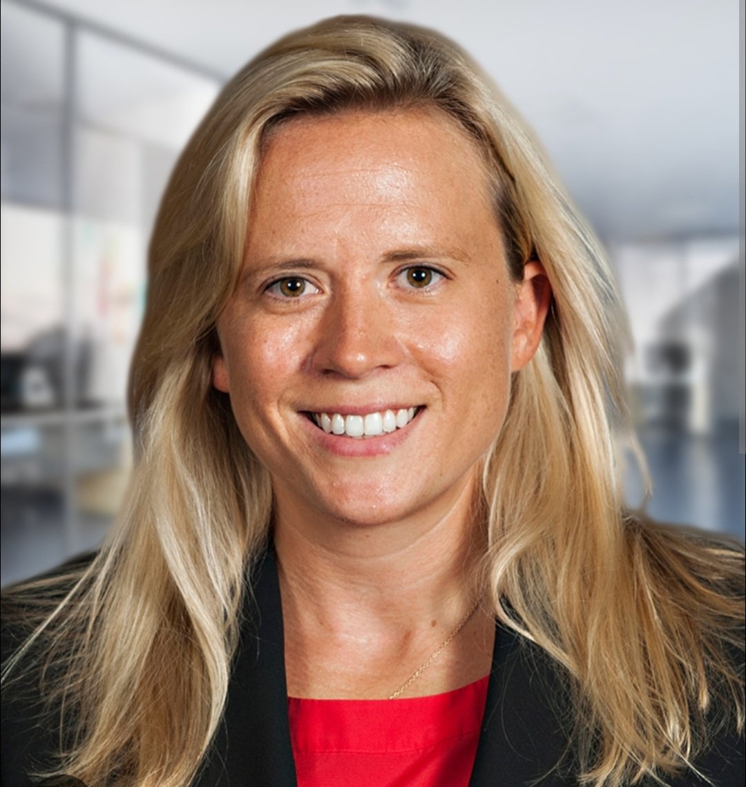 <a href="/DonabedMar73006/">Margaret Donabed</a> Its a great headshot of her!