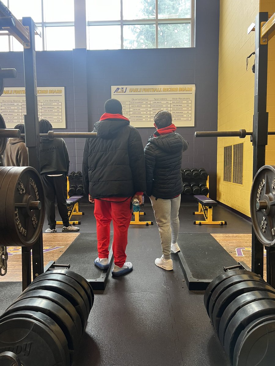 JackSmolenski's tweet photo. Great game day visit to Ashland! 🔥 The energy, facilities, and coaches were incredible. Thankful for the invite and the hospitality can’t wait to come back! Thank you Coaches @JimCordle63  @Coach_Orsini @CoachGTurnbaugh #GoEagles #AGTG https://t.co/MHrowesTrp