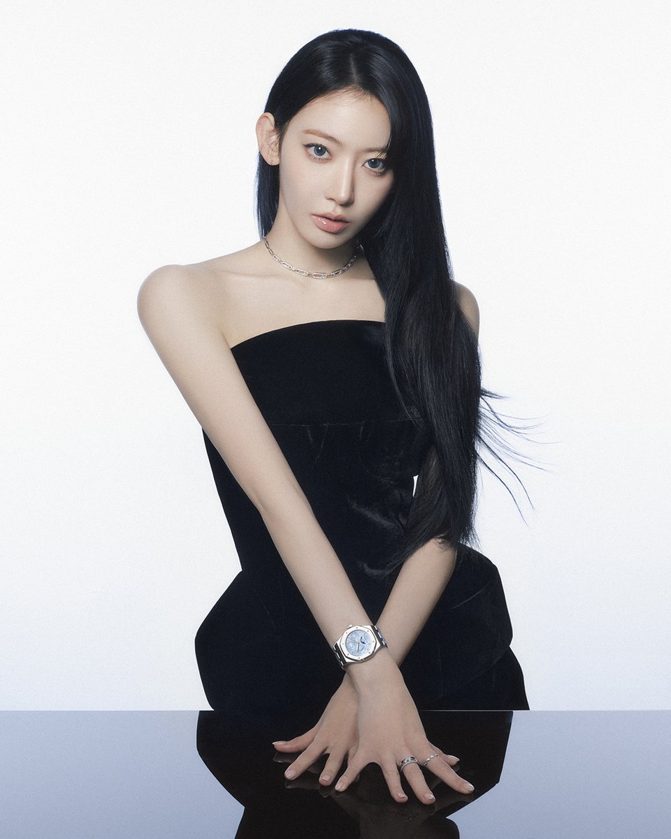 VOGUE JAPAN tweet media