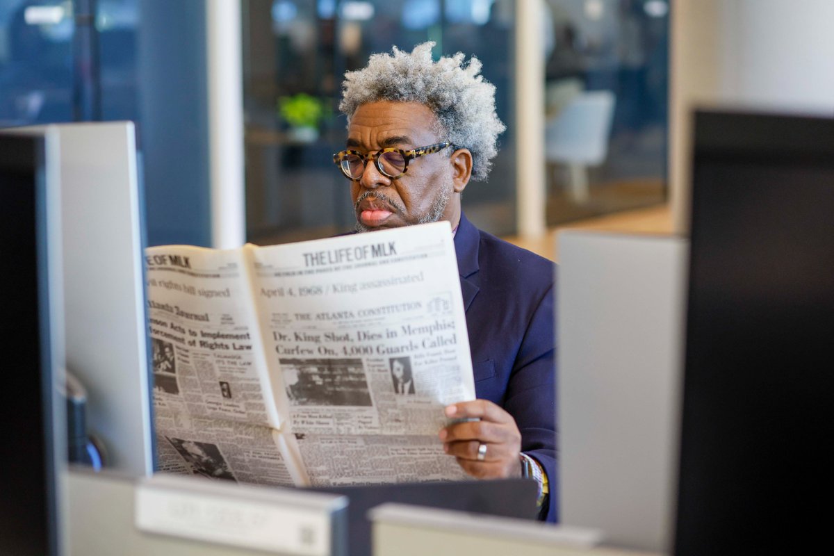 erniesuggs's tweet photo. I joined the @ajc 28 years ago to work for what I believed was the best newspaper in the country. Now, as we prepare to end our print edition on Jan. 1 and go fully digital, I had the honor of reflecting on that journey. @itsuatl 
 https://t.co/TWSNCaQIGN https://t.co/9DISde1scx