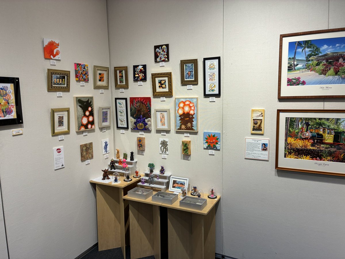 Buongior's tweet photo. 北海道イラストレーターズクラブアルファのイラスト展が大丸藤井セントラルのスカイホールにて16日まで開催しています！ワークショップや似顔絵のイベント、その他アクリルマーカーが当たるミニイラストコンテストなど、来場者さまも楽しめるイベントが目白押しです‼️皆様のご来場お待ちしております！ https://t.co/BIlEQIo22M