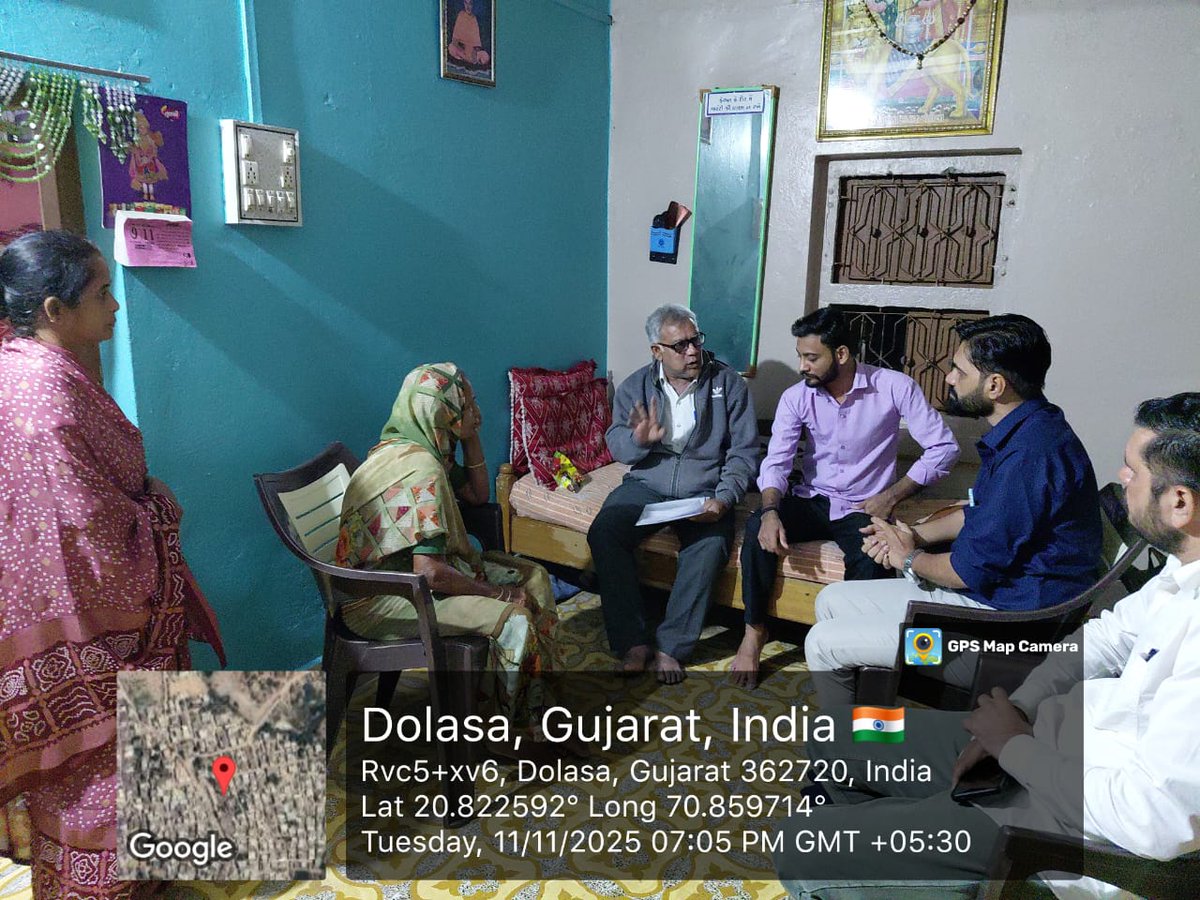 કોડીનાર તાલુકાના ડોળાસા ગામે મામલતદાર, સર્કલ ઓફિસર, રેવન્યુ તલાટી અને BLO દ્વારા સિનિયર સિટીઝન મતદારની મુલાકાત લઈ તેમના પરિવારને SIR વિશે સરળ સમજૂતી આપવામાં આવી.
#ecisveep
#sir2026