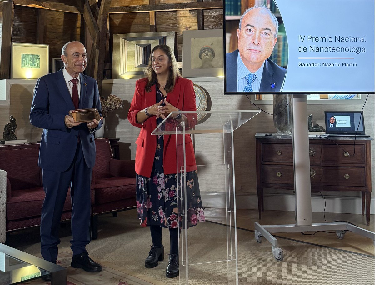 El Prof. Nazario Martín, catedrático del Depto. de Química Orgánica <a href="/unicomplutense/">Complutense</a> y vicedirector de <a href="/IMDEA_Nano/">Follow us at @imdeanano</a>, recibe el Premio Nacional de Nanotecnología, otorgado por #NOB166.

+info: nanociencia.imdea.org/es/imdea-nanoc…