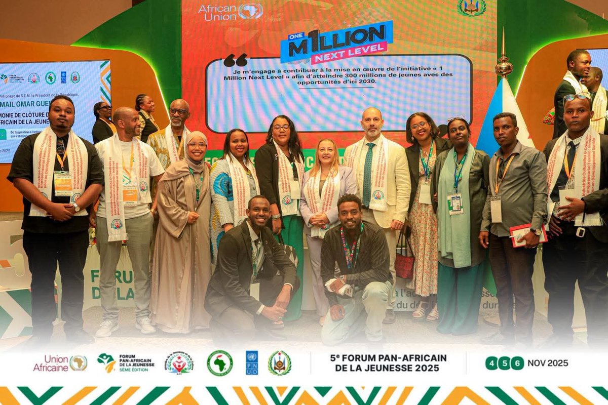 ElBibi18's tweet photo. Fier d’avoir contribué au Forum Panafricain de la Jeunesse – Djibouti 2025 🇩🇯🌍
J’ai eu l’honneur de coordonner la session “Leadership &amp; Volunteering: Youth as Drivers of Societal Change”, un moment fort de partage et d’inspiration. 💪🏾
#YouthEmpowerment #Djibouti #PNUD https://t.co/2lTqZ2Y9MC