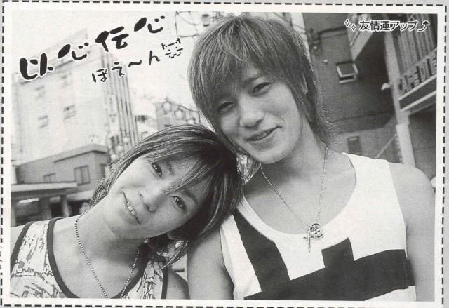 sj01250830's tweet photo. 仁亀厨だけど別に発狂してないよ。もともと「かぁめ(･ﾟρﾟ)」「じーん(´∀')」って呼び合ってた仲だし、仁亀に振り回されるのは馴れてるし。こんな二人だけど好きなんだからしょうがない。形に嵌らないのが仁亀だしね。私達は仁亀の音楽＝魂を支えるから。それがファンと仁とのEternalだし。 https://t.co/HFX8NDez8N
