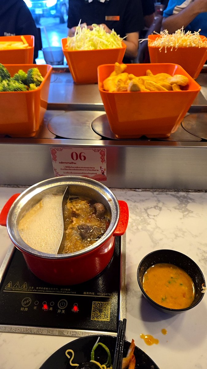 ___FORWHAT___'s tweet image. คนเดียว เหงาๆ อีกละ อยากมีเพื่อนมีแฟน555