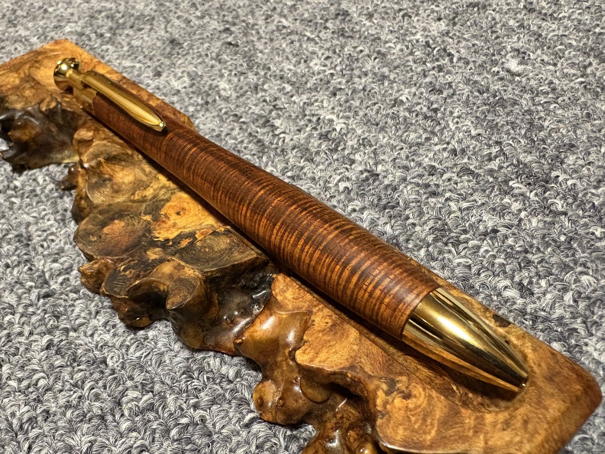 どんぐりアート　琴ページ どんぐりアート 琴ページ Komitcy Figured on X