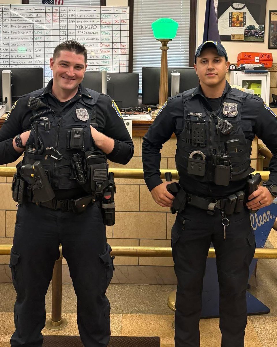 Today we honor all of our military veterans of the United States Armed Forces. A special thank you to Officers Delvin and Melendez who continue to serve the residents of Yonkers in the 2nd Precinct.