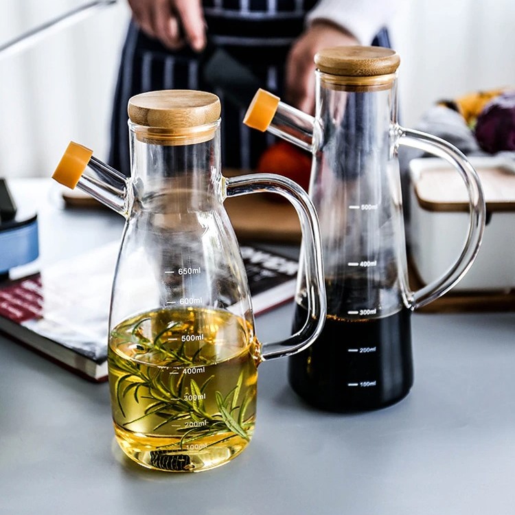 UnicunShop's tweet image. Tired of your olive oil tasting like...old? 🤢 This sleek glass bottle keeps it fresh &amp;amp; looking fancy! ✨  unicun.com/product/heat-r… #kitchenessentials #oillove #fresheats