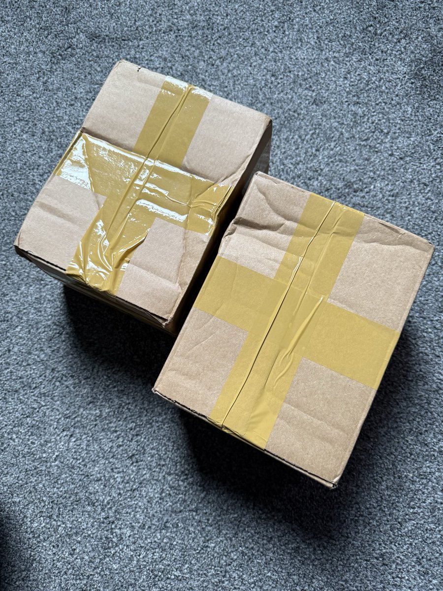 Gamer_Dan5's tweet image. Oh everyone love a parcel day can anyone guess what I got? 😍

.

#gamingcommunity #parcel #parceldelivery #packaging