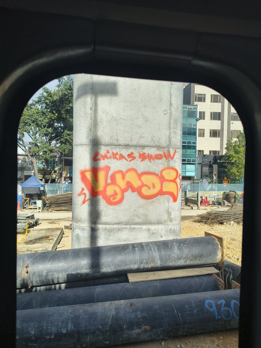 soybaconauta's tweet image. Parece que este será el futuro del @MetroBogota @Bogota