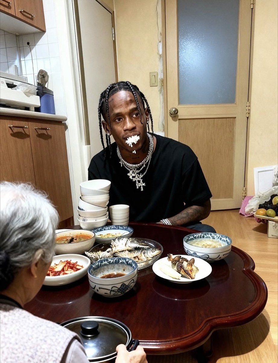 sylvaneet's tweet photo. 【朗報】TravisScottさん、所沢の実家に帰り、老人ホームでAJ1 Low×トラビスコラボモデルをプレゼントする https://t.co/i6FlEJ0YJy
