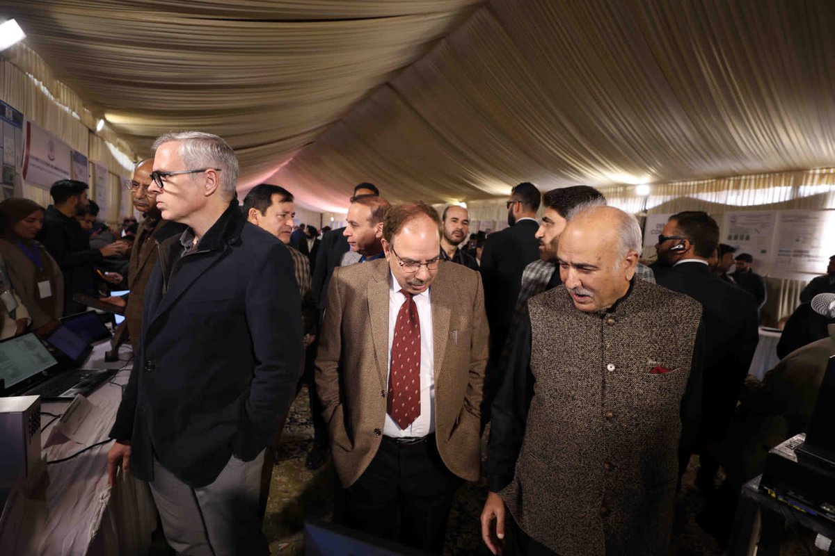 JKNC_'s tweet image. Hon’ble Chief Minister Omar Abdullah
attended the 20th Foundation Day celebrations of the Islamic University of Science and Technology (IUST), Awantipora, as the Chief guest. He was accompanied by the Honourable MLA Pampore, Rt Justice Hasnain Masoodi. 

They congratulated the…