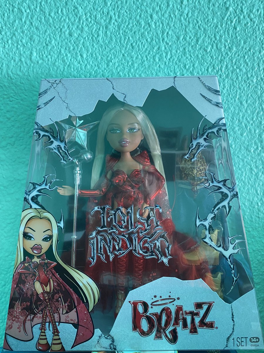 diego_d_t5's tweet photo. Me acaba de llegar la Bratz de Lola índigo amoooo 🧡🧡🧡🧡🧡 https://t.co/byLeYcAImU