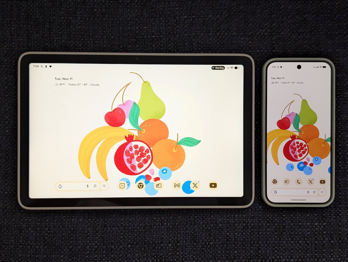 GreenShades9's tweet image. November&apos;s wallpaper on my #GooglePixel and #PixelTablet is from ChromeOS&apos; Heritage collection; I really prefer when At A Glance uses a dark text.

#TeamPixel #PixelSuperfans