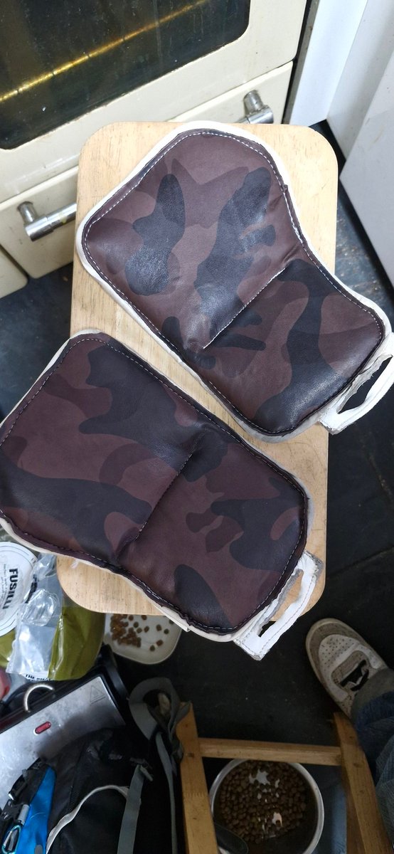 Anthony J Roberts tweet media