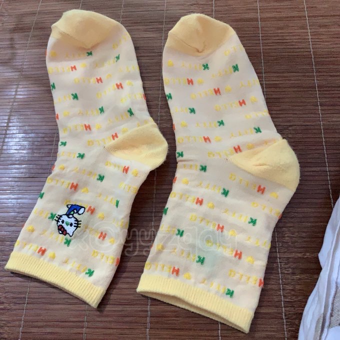 黄推福利内容 - 一叶知秋刀鱼的精彩图片 福利姬一叶知秋刀鱼分享的黄推图片1 - 网红私拍内容