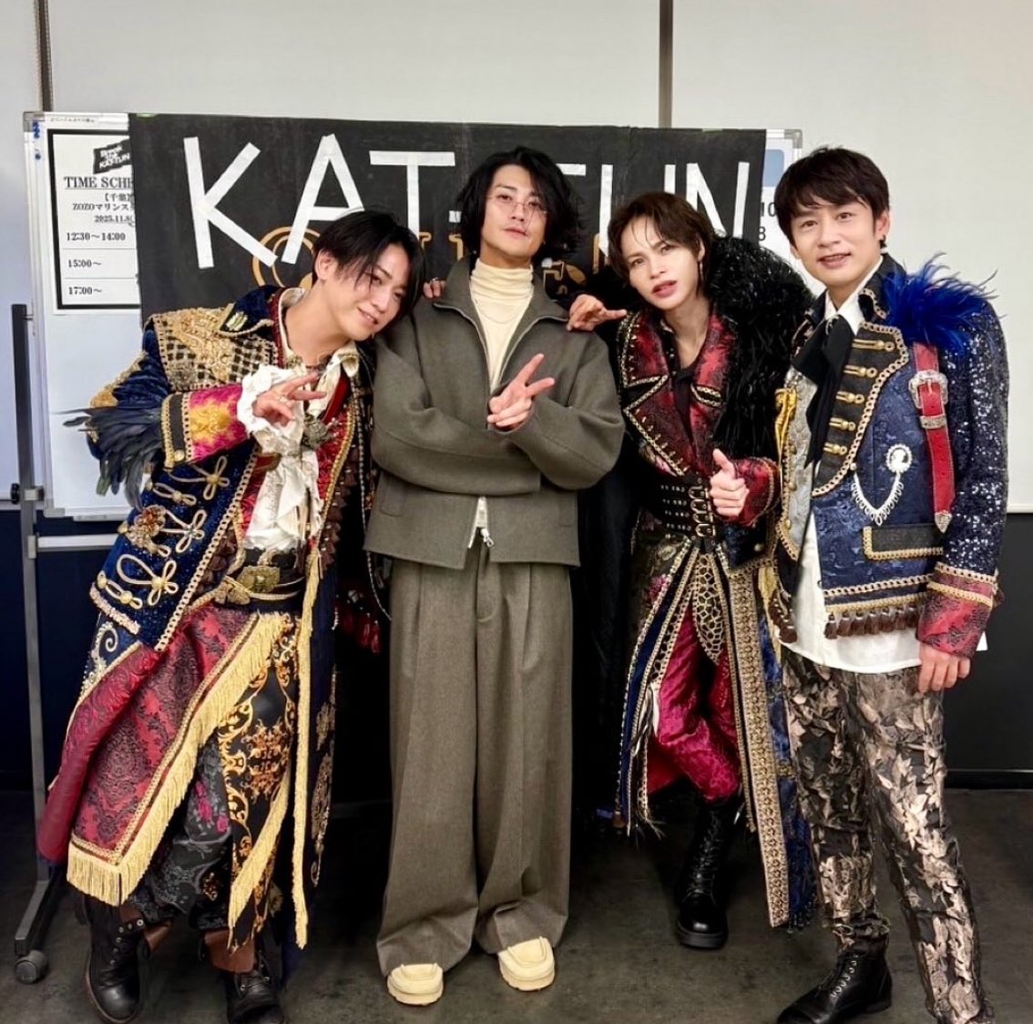Ayu tweet media