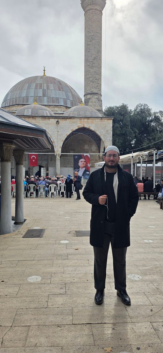 CtlYasin's tweet photo. @Bkmikrofon1 @furkanbolukbasi Daha önemlisi adamlar için bu bir milat olsun. 👏🏻👏🏻👏🏻 
Ben artık bir fazlasını talep ediyorum sonuçta camiiler resmi kurumlar bütün camiilerin avlusuna heykel talep ediyoruz. %1 e karşılık gelen antikemalistlerden dolayı neden camiilerimizin avlusu heykelden mahrum kalsın. https://t.co/9OaU2Sykpu